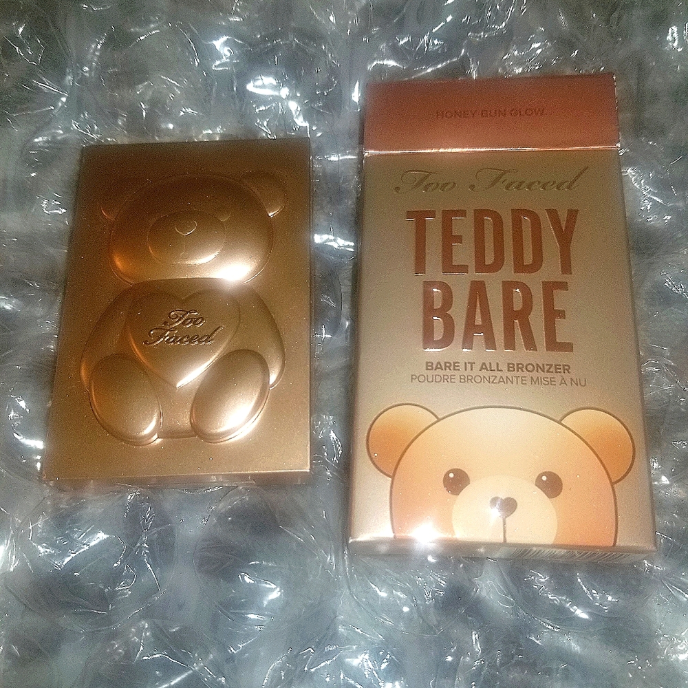 Too Faced Teddy Bare bronzer